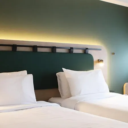 Hotel Campanile Balma - Cité De L'espace 3*