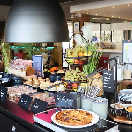 Hotel Campanile Balma - Cité De L'espace 3*